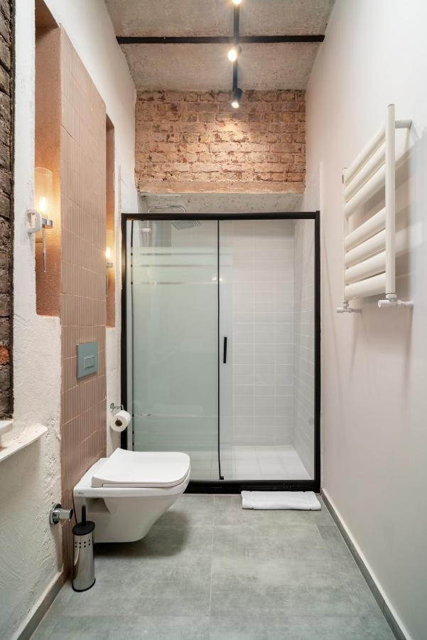 Urban Quarters - Bueklue Han Istanbul Exterior photo